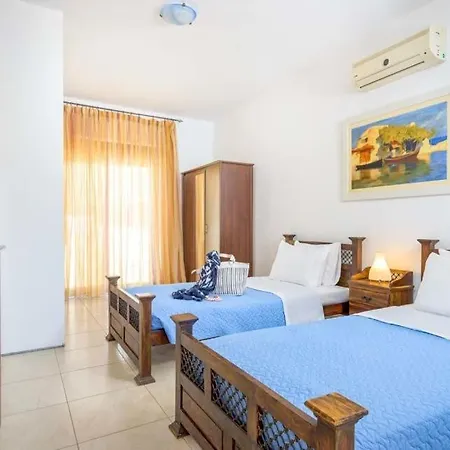 Sleeps 8 Pool Air Con Wifi * Lindos (Rhodes)